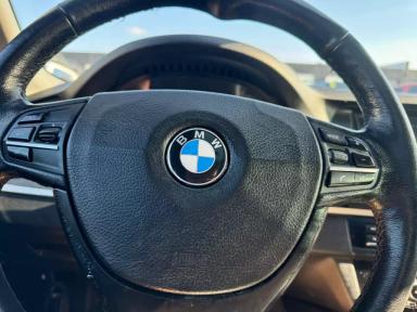 BMW 5-Series 2011 - Thumbnail 6